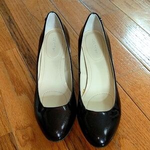 ⬇️$55 WORN TWICE Saxton Calvin Klein Wedges Brown